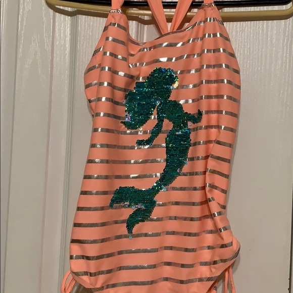 Justice mermaid swimsuit - Picture 2 of 7